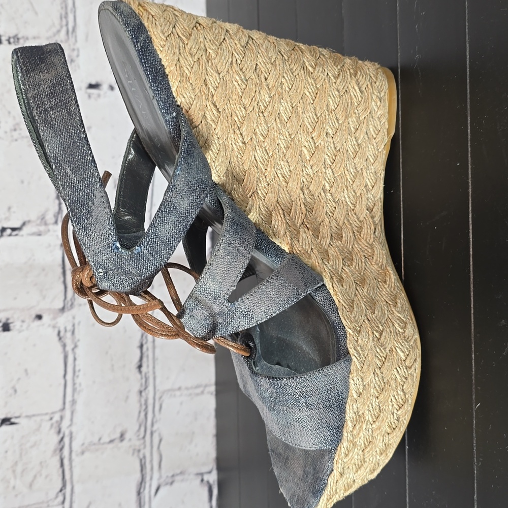 Stuart Weitzman Denim and Tan Espadrilles-Style Wedge Sandals Size 8.5 - Picture 4 of 10